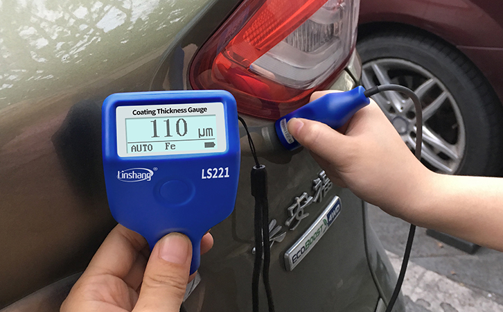 漆膜儀實(shí)測汽車車尾